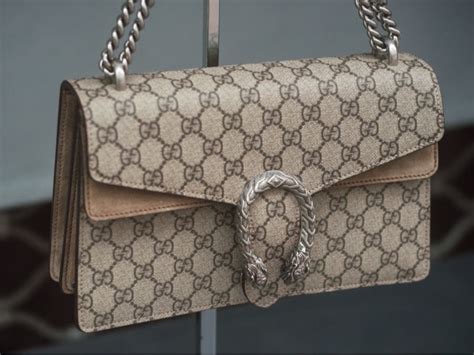 new york looting chanel|JFK Cargo Heists Haul In $6M Worth Of Gucci, Prada, Chanel .